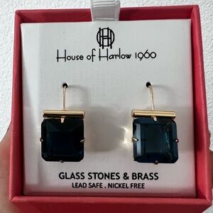 House of Harlow 1960 Coral and Gold Box